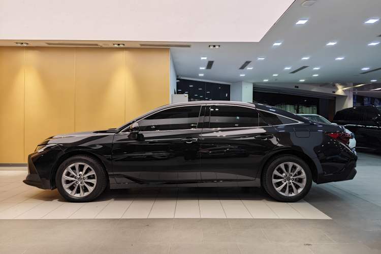 Used Toyota Avalon 2024 2.0L Premium Edition