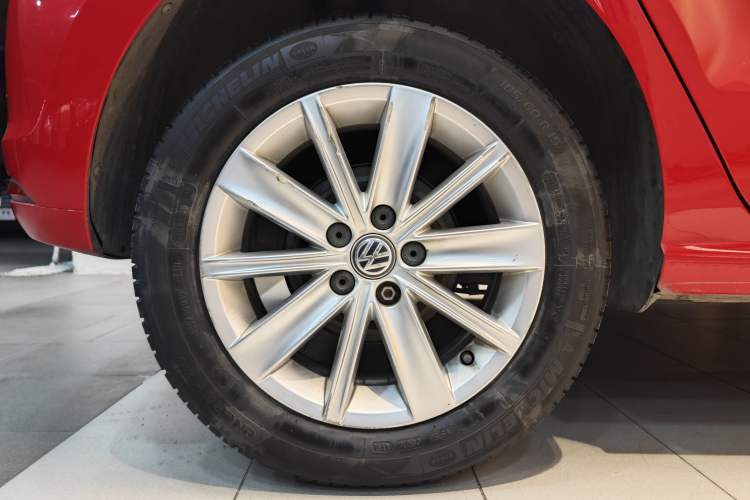 Used Volkswagen Polo 2014 1.6L Automatic Comfort Edition
