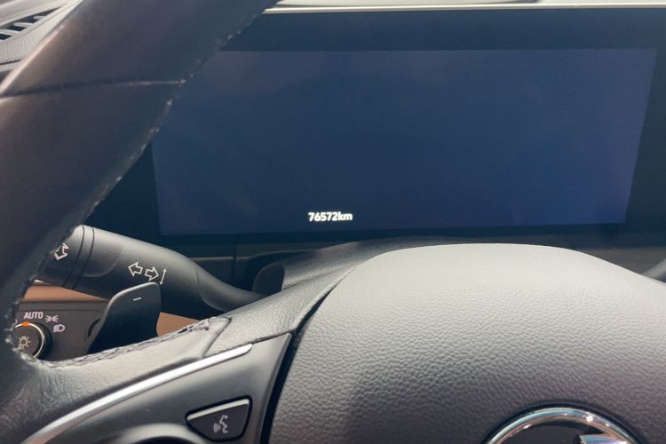 Used Buick GL8 2021 ES Land Cruiser 653T Luxury Edition
