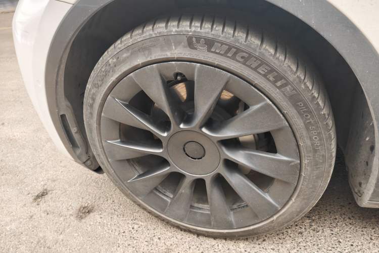 Used Tesla Model Y 2022 Rear-Wheel-Drive Version