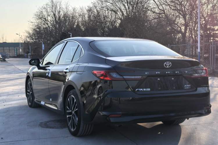 Used Toyota Camry 2024 Dual-Engine 2.5HG Prestige Edition
