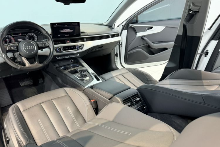 Used Audi A4L 2020 40 TFSI Luxury Prestige Edition
