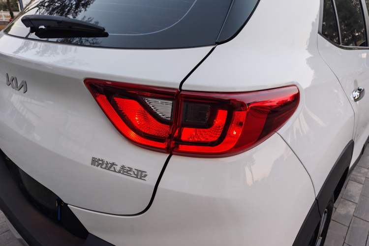 Used Kia Stonic 2021 1.4L CVT Fun Edition