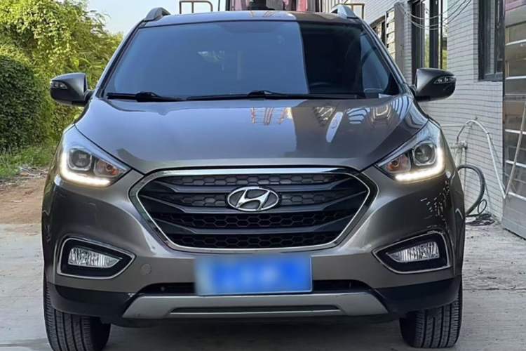 Used Hyundai ix35 2015 2.0L Automatic 2WD Smart Version China V Standard
