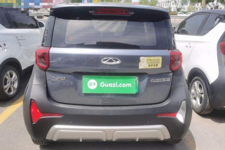 Used Chery Little Ant 2022 Sweet Pink Edition Half-Sugar Version Lithium Iron Phosphate 29.2 kWh 30 kW 301 km