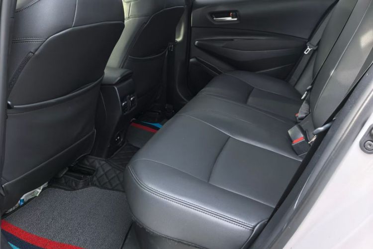 Used Toyota Corolla 2021 Dual-Motor 1.8L E-CVT Elite Edition
