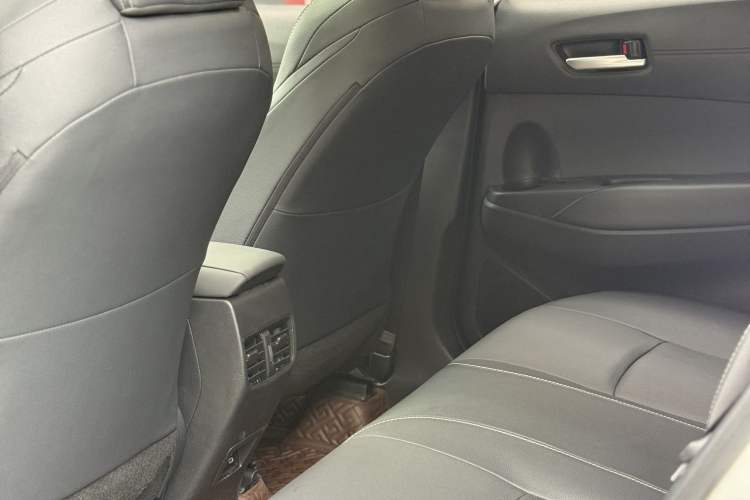 Used Toyota FRONTLANDER 2022 2.0L CVT Luxury Edition