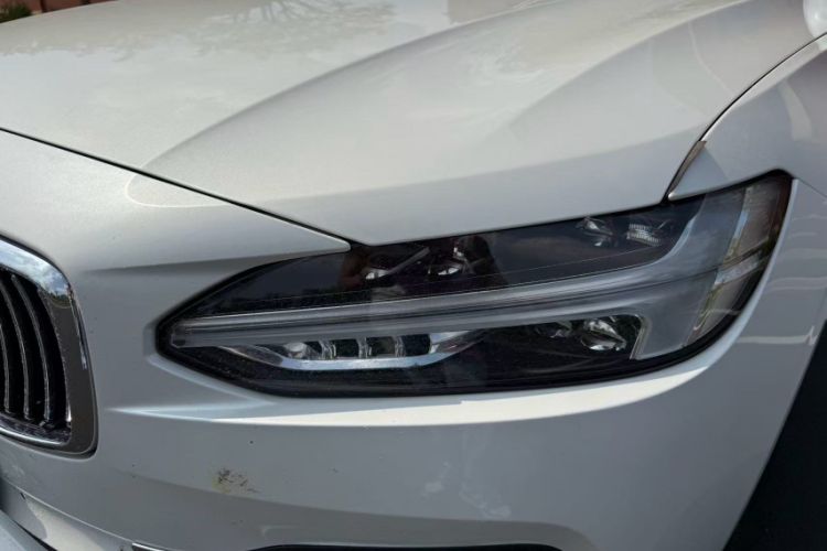 Used Volvo S90 2020 T5 Zhiyi Luxury Edition
