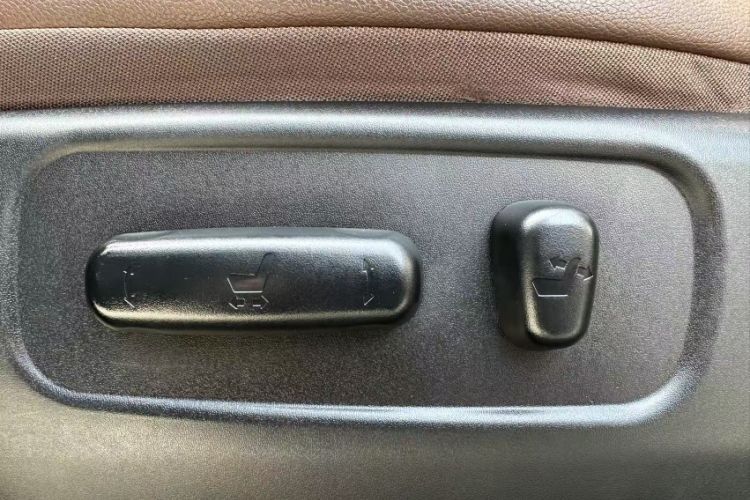 Used BYD S7 2016 2.0T Automatic Prestige Plus
