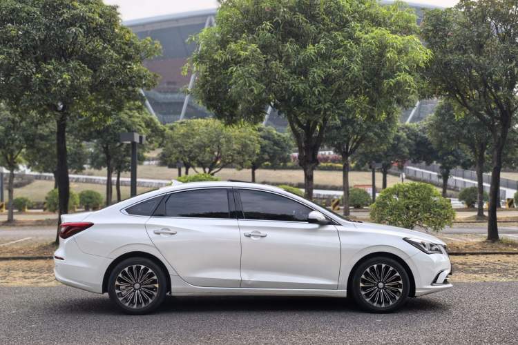 Used Changan Eado 2018 High-Energy Edition 1.6L GDI Automatic Zhenfeng Model China V Standard
