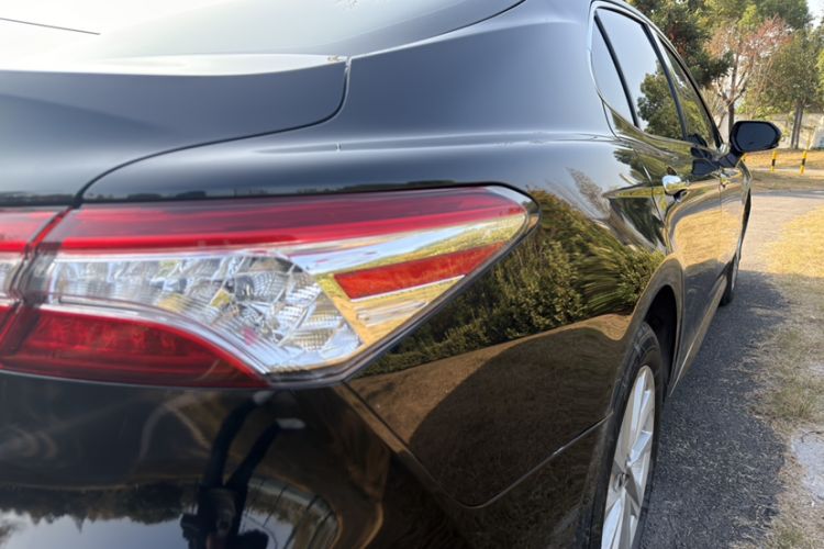 Used Toyota Camry 2021 2.0G Luxury Edition