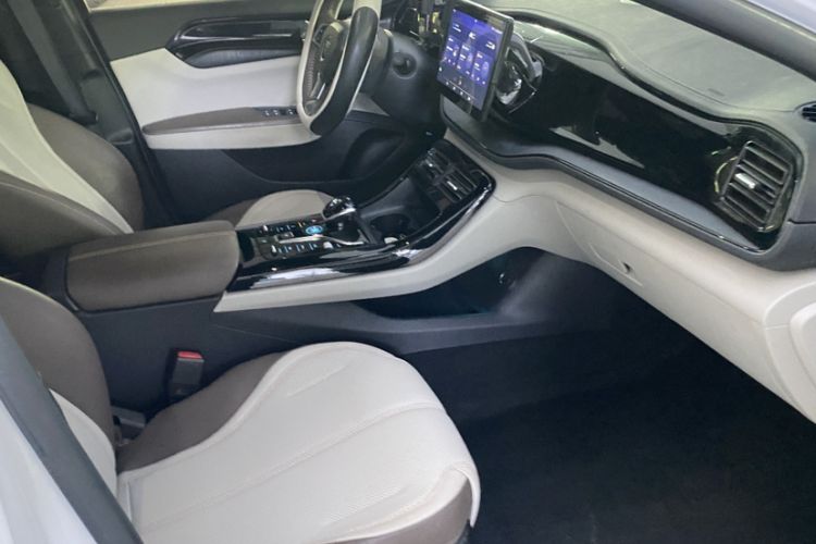 Used BYD Qin PLUS 2024 HONOR Edition DM-i 55KM Leading Model
