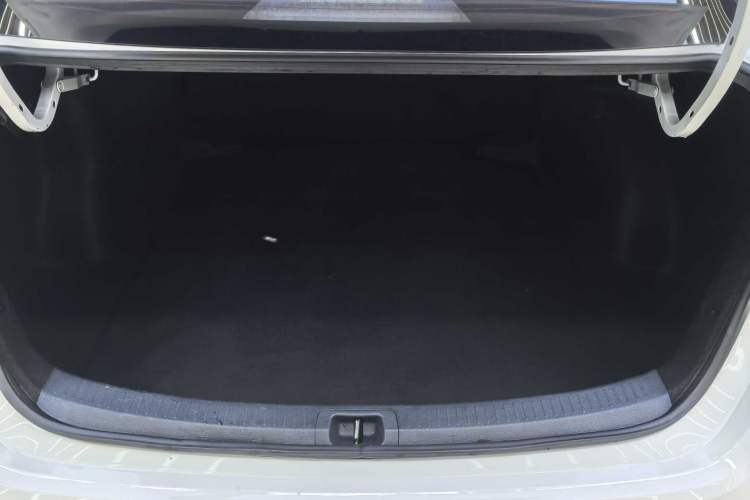 Used Toyota Corolla 2023 1.8L Smart Electric Hybrid Dual-Motor Elite Edition
