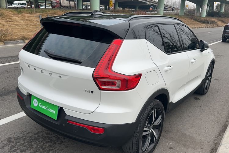Used Volvo XC40 2022 T4 Four-Wheel Drive Smart & Dynamic Sport Edition