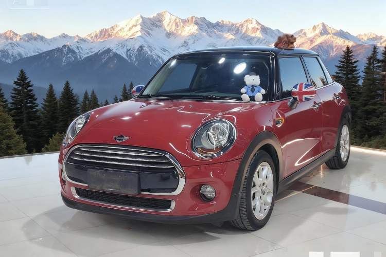 Used  MINI 2016 1.5T COOPER Five-Door Edition

