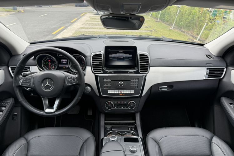 Used Mercedes-Benz GLE Coupe 2015 GLE 320 4MATIC Coupe SUV
