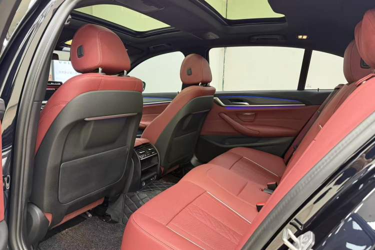 Used BMW 5 Series 2023 Restyled 530Li Leading Edition M Sport Package
