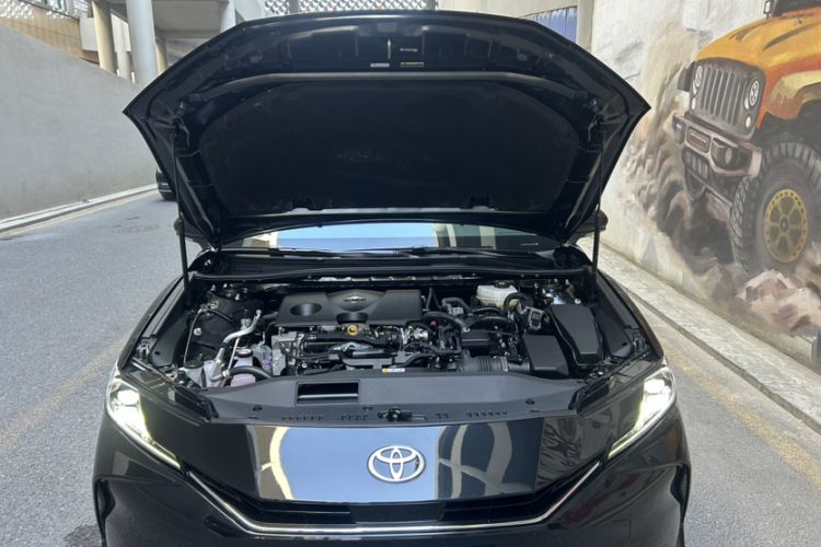 Used Toyota Camry 2024 Dual-Motor 2.0 HGVP Luxury Edition
