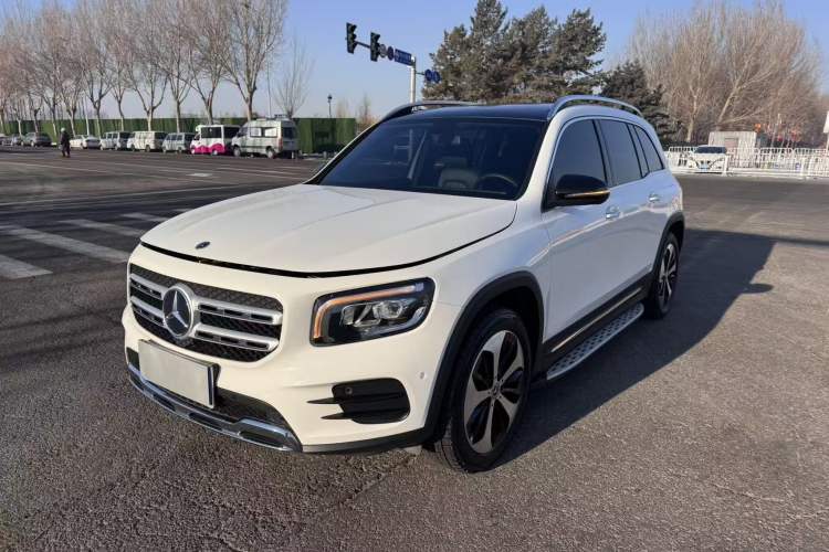 Used Mercedes-Benz GLB 2022 Updated GLB 200 Fashion Edition