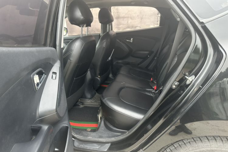 Used Hyundai ix35 2015 2.0L Automatic 2WD Comfort Edition China IV Standard
