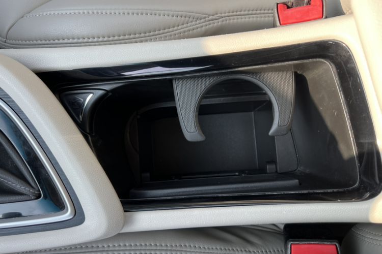 Used Buick GL6 2018 18T 6-Seater Elite Model
