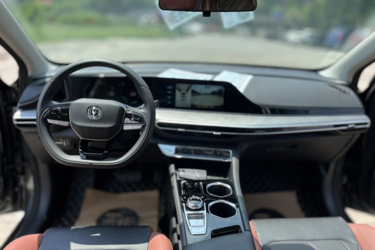 Used Changan Eado 2022 PLUS Blue Whale NE 1.4T GDI DCT Prestige Edition
