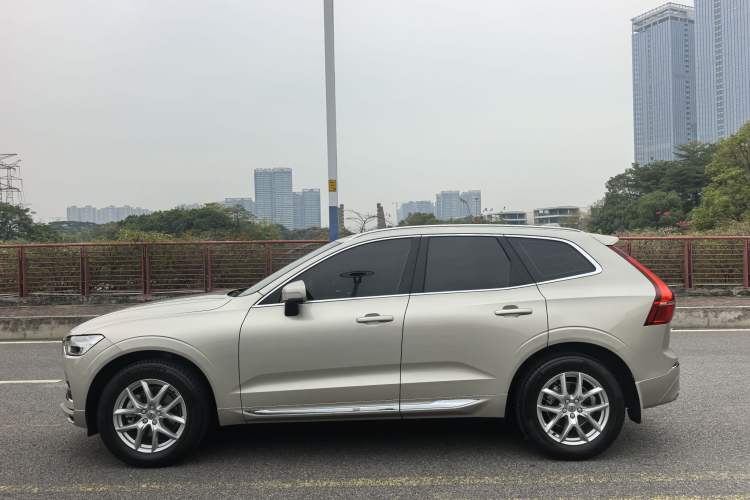 Used Volvo XC60 2020 T5 4x4 Zhiyi Luxury Edition
