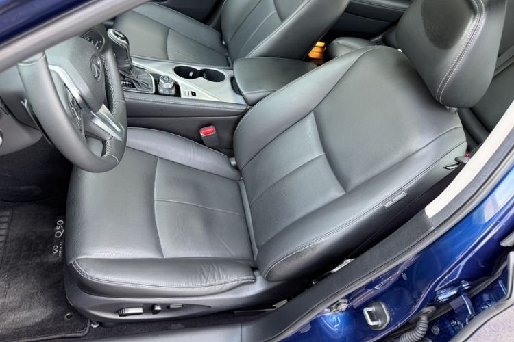 Used Infiniti Q50L 2018 2.0T Enjoyment Version China VI Standard