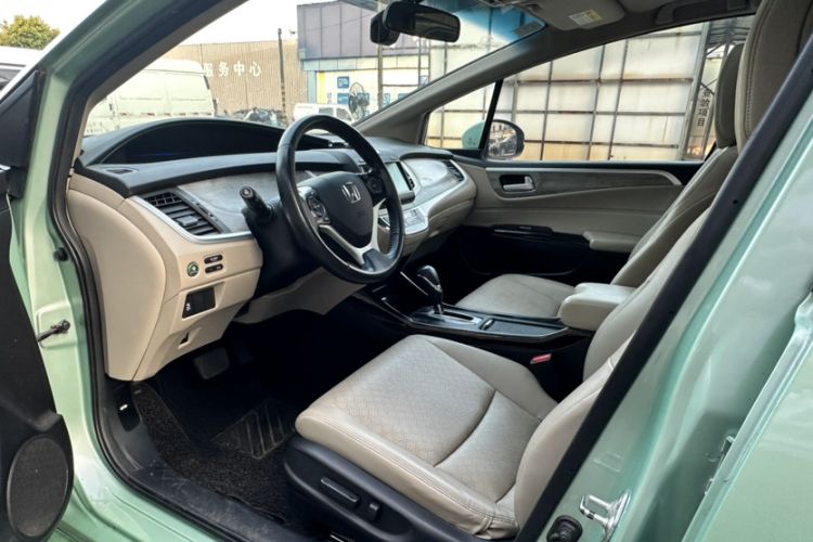 Used Honda Jade 2017 210 TURBO CVT Luxury Edition 5 Seats
