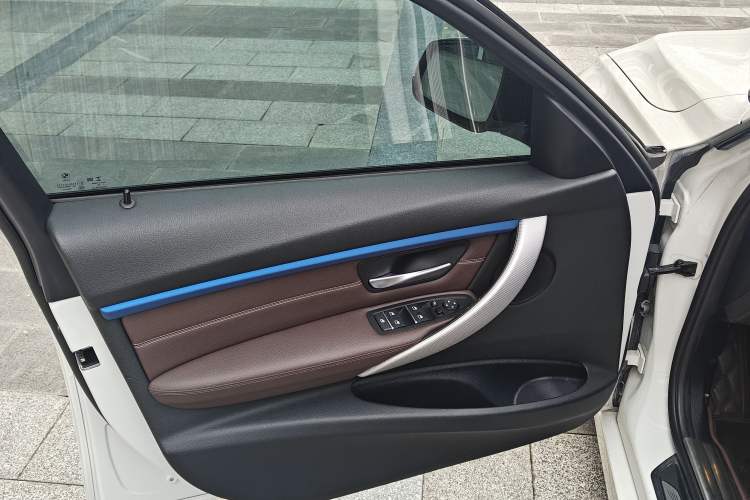 Used BMW 3 Series 2019 320i M Sport Package
