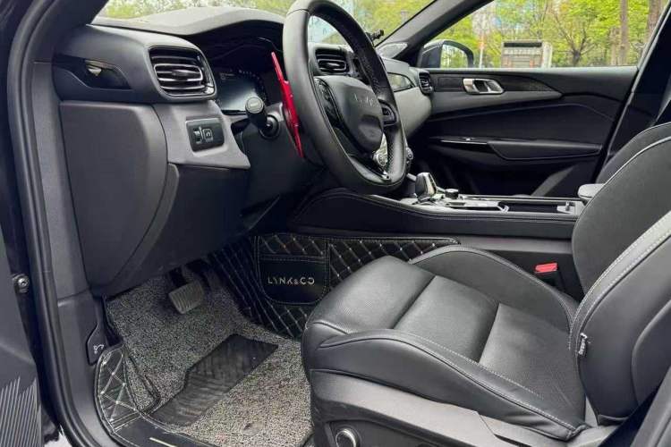 Used Lynk & Co 03 2022 2.0TD DCT JingPro
