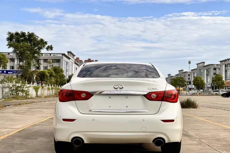 Used Infiniti Q50L 2016 2.0T Enjoyment Edition
