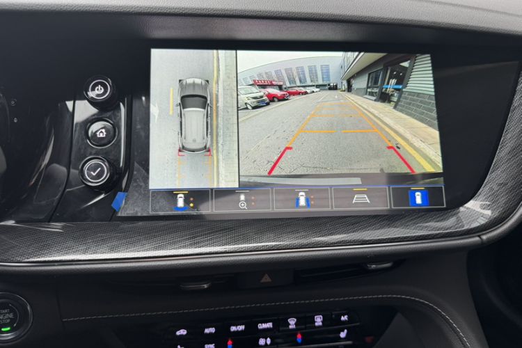 Used Buick Envision 2021 Encore Plus 652T Five-Seat Luxury Model
