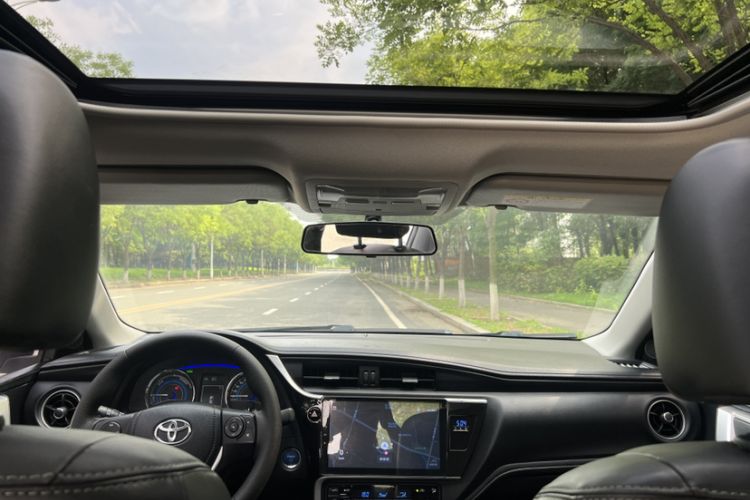 Used Toyota Corolla 2017 Revised Dual-Engine 1.8L E-CVT Elite Edition
