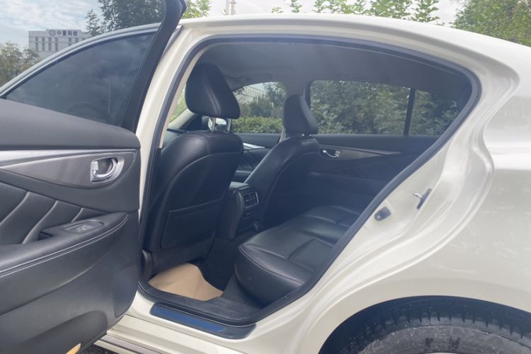 Used Infiniti Q50L 2016 2.0T Ambition Edition
