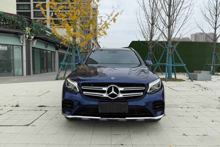 Used Mercedes-Benz GLC 2017 GLC 260 4MATIC Luxury Model
