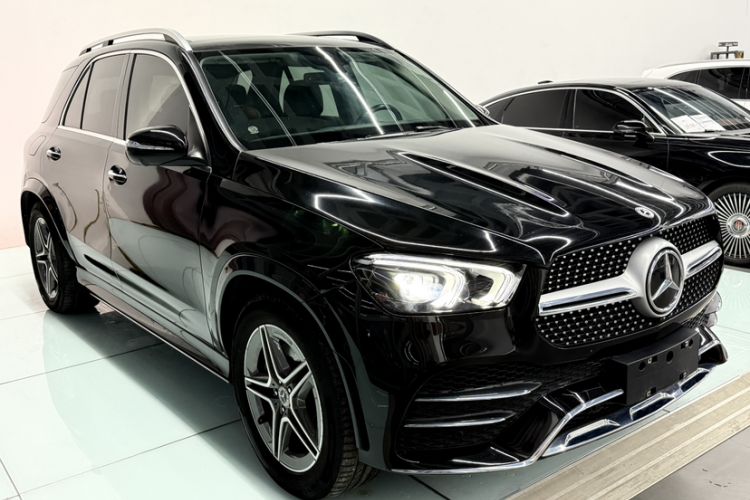 Used Mercedes-Benz GLE 2023 GLE 450 4MATIC Stylish Model
