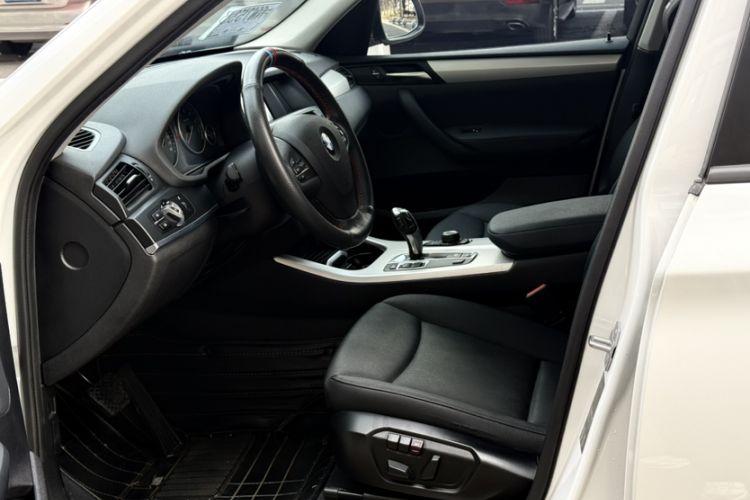 Used BMW X3 2016 sDrive20i
