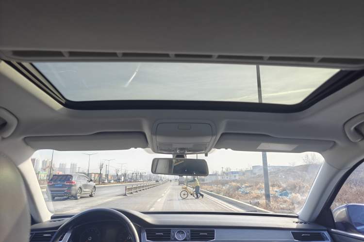 Used Volkswagen Passat 2017 330TSI DSG Luxury Edition
