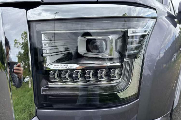 Used Haval H5 2023 2.0T Automatic All-Wheel Drive LinkedIn Gasoline
