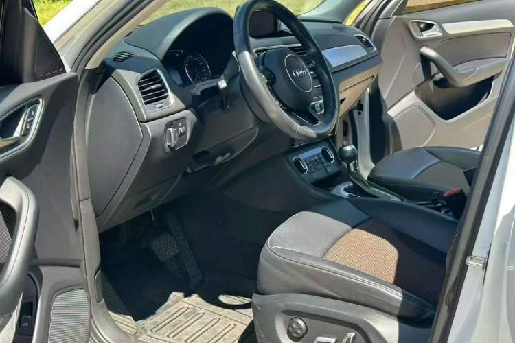 Used Audi Q3 2016 30 TFSI Standard Model
