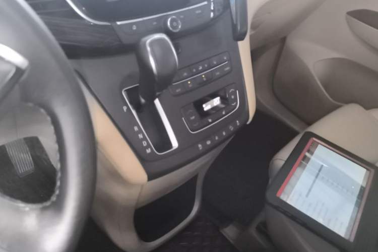 Used Buick GL8 2017 ES 28T Premium Version China V Standard
