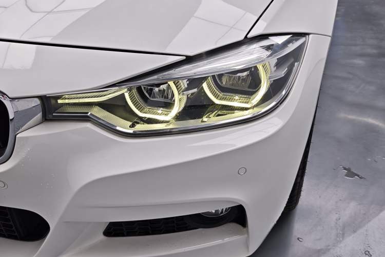 Used BMW 3 Series 2018 320i M Sport Package
