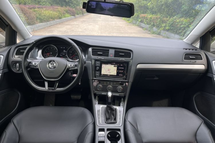 Used Volkswagen Golf 2019 1.6L Automatic Comfort Model China V Standard
