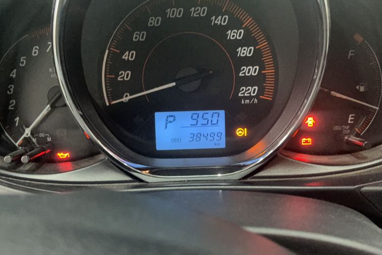 Used Toyota YARiS L 2021 X-Trail 1.5L CVT Leading Edition
