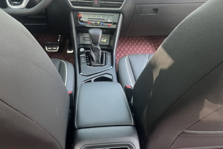 Used Volkswagen Tiguan L 2023 Restyled 330TSI Automatic Two-Wheel Drive R-Line Enhanced Comfort Version