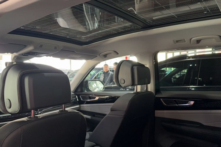 Used Volkswagen Teramont 2024 380TSI Four-Wheel Drive Longxiang Edition
