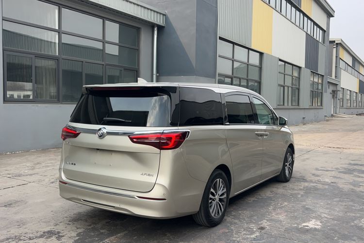 Used Buick GL8 2022 ES Landtrek 653T Comfort Edition
