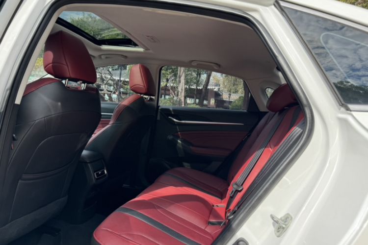 Used Changan Eado 2021 PLUS Blue Whale NE 1.4T GDI DCT Prestige Model
