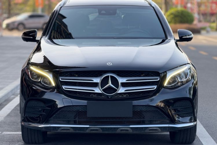 Used Mercedes-Benz GLC 2019 Facelift GLC 260 L 4MATIC Luxury Model
